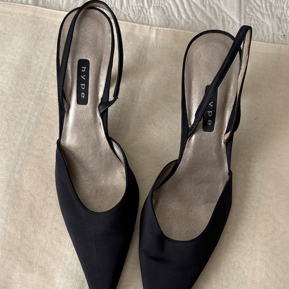 Hype Elegant Black Slingback Heels